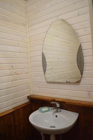 Гостевой дом Guest House Mansarda Яремче Большой двухместный номер с 1 кроватью-8